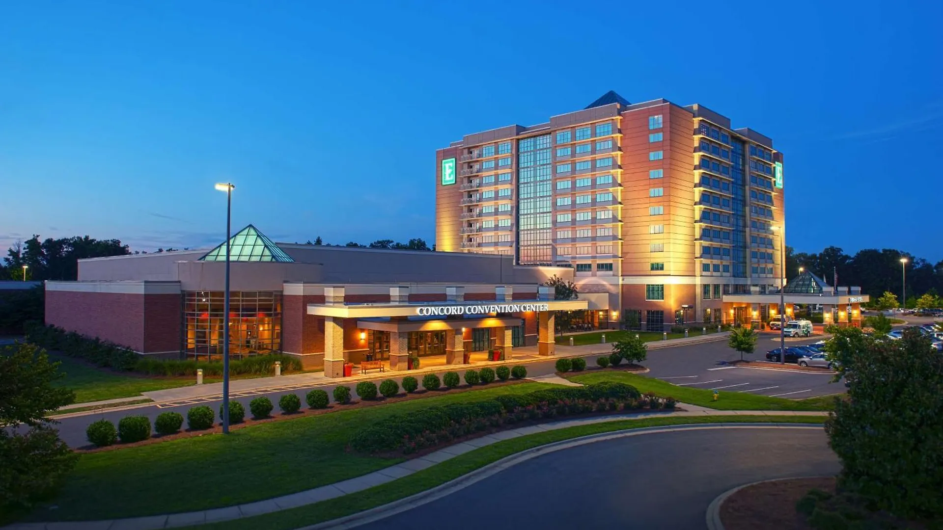 Embassy Suites By Hilton Charlotte Concord Golf Resort & Spa
