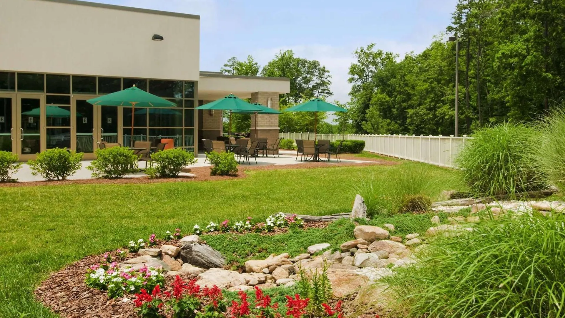 Embassy Suites By Hilton Charlotte Concord Golf Resort & Spa